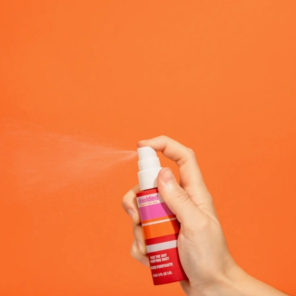 SHIELDED BEAUTY-Face the Day Purifying Mist, 2fl.oz. New In Box - Picture 3 of 3